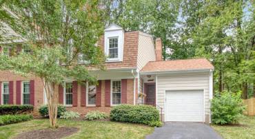5907 WOOD SORRELS CT, BURKE, Virginia 22015, 3 Bedrooms Bedrooms, ,3 BathroomsBathrooms,Residential,For sale,5907 WOOD SORRELS CT,VAFX2254226 MLS # VAFX2254226