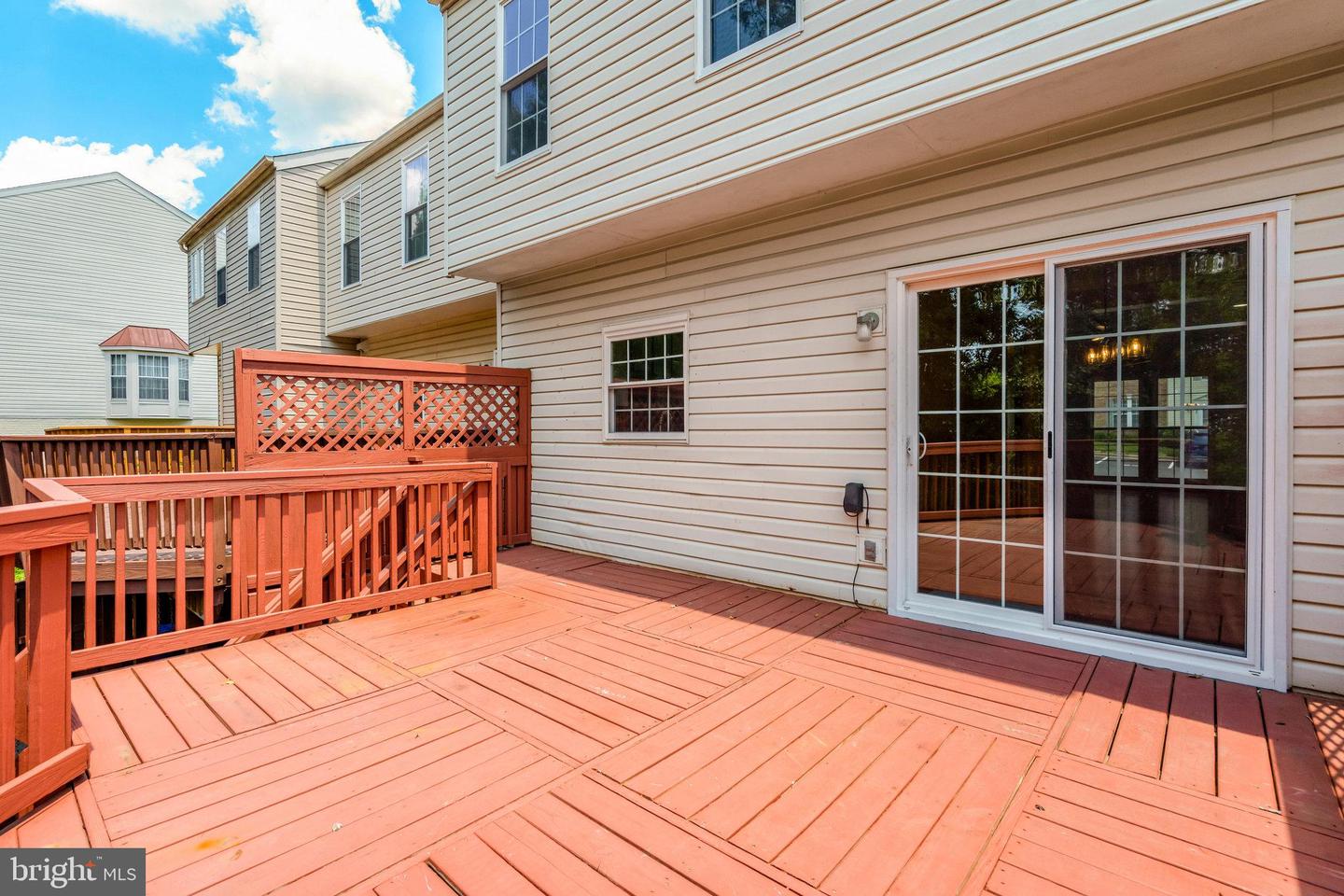 6882 RIDGE WATER CT, CENTREVILLE, Virginia 20121, 3 Bedrooms Bedrooms, ,3 BathroomsBathrooms,Residential,For sale,6882 RIDGE WATER CT,VAFX2254236 MLS # VAFX2254236