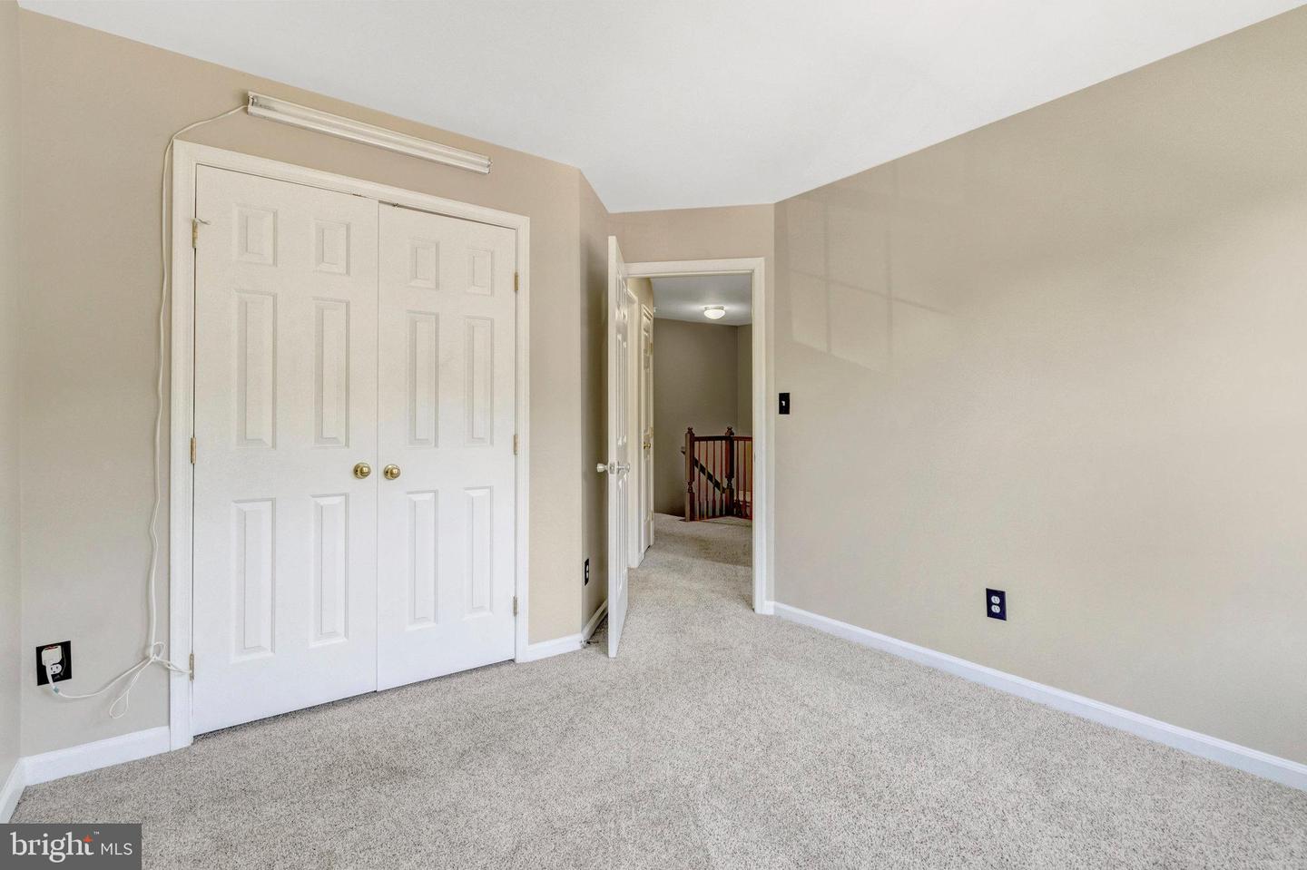 6882 RIDGE WATER CT, CENTREVILLE, Virginia 20121, 3 Bedrooms Bedrooms, ,3 BathroomsBathrooms,Residential,For sale,6882 RIDGE WATER CT,VAFX2254236 MLS # VAFX2254236