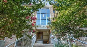 2910 KINGS CHAPEL RD #04/15, FALLS CHURCH, Virginia 22042, 2 Bedrooms Bedrooms, 3 Rooms Rooms,1 BathroomBathrooms,Residential,For sale,2910 KINGS CHAPEL RD #04/15,VAFX2254272 MLS # VAFX2254272