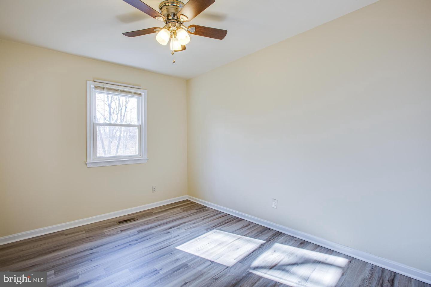 410 OLDE GREENWICH CIR, FREDERICKSBURG, Virginia 22408, 3 Bedrooms Bedrooms, ,1 BathroomBathrooms,Residential,For sale,410 OLDE GREENWICH CIR,VASP2034556 MLS # VASP2034556