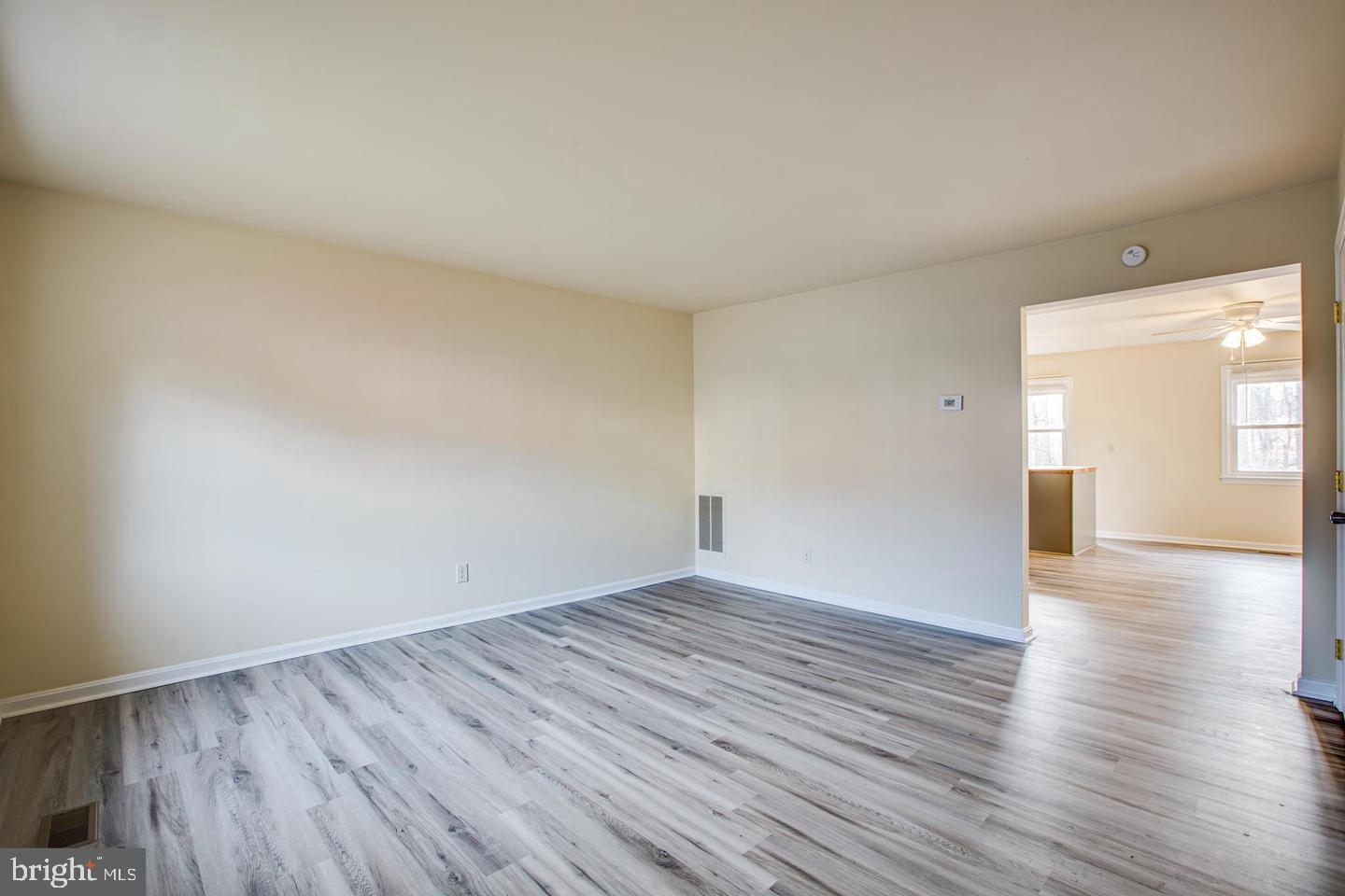 410 OLDE GREENWICH CIR, FREDERICKSBURG, Virginia 22408, 3 Bedrooms Bedrooms, ,1 BathroomBathrooms,Residential,For sale,410 OLDE GREENWICH CIR,VASP2034556 MLS # VASP2034556