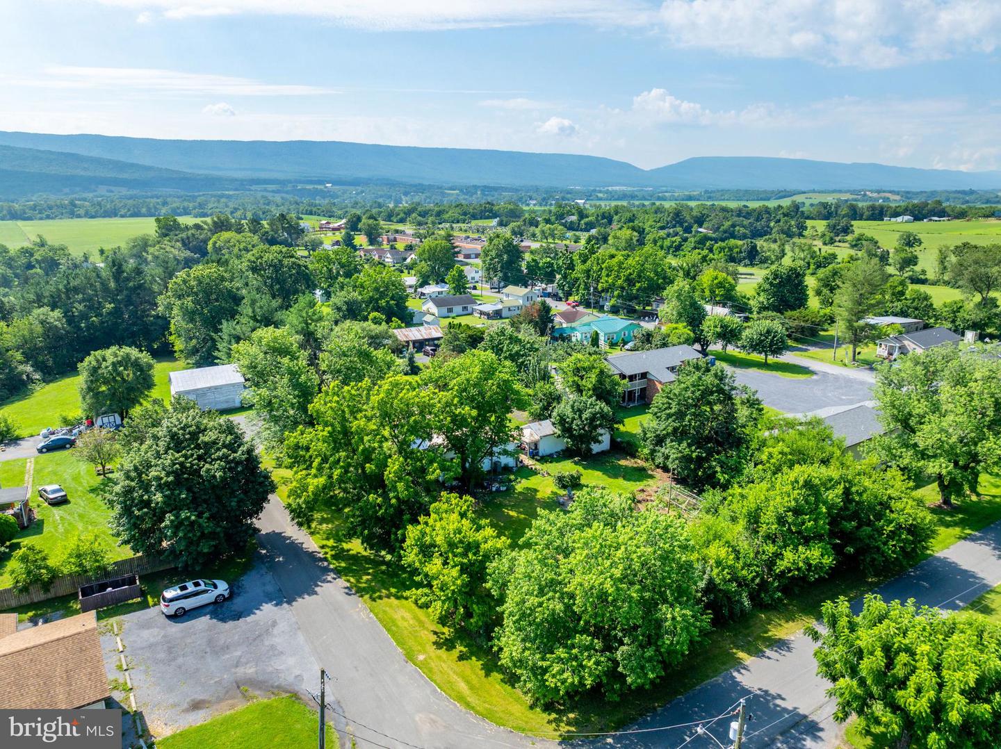 263 SECOND AVE, MOUNT JACKSON, Virginia 22842, 3 Bedrooms Bedrooms, ,2 BathroomsBathrooms,Residential,For sale,263 SECOND AVE,VASH2011944 MLS # VASH2011944
