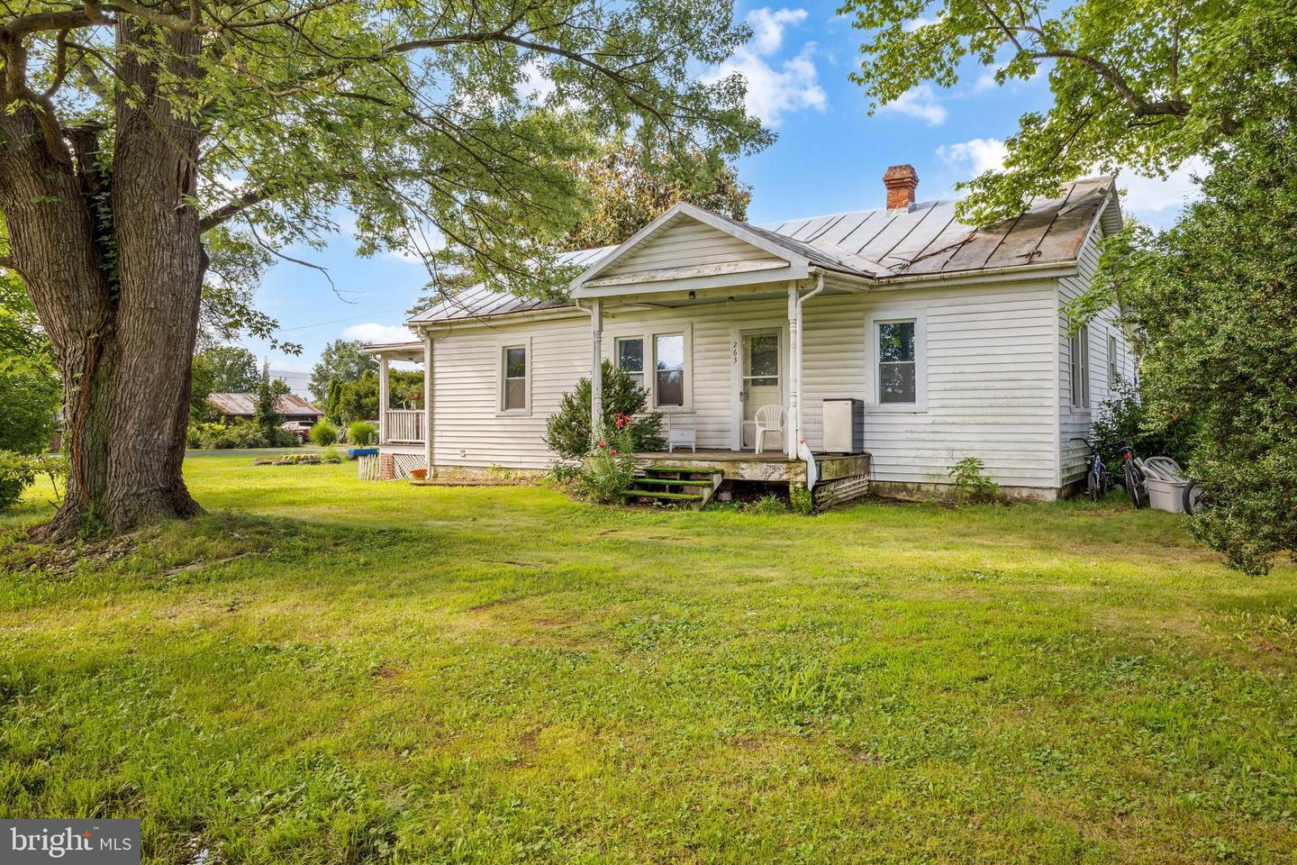 263 SECOND AVE, MOUNT JACKSON, Virginia 22842, 3 Bedrooms Bedrooms, ,2 BathroomsBathrooms,Residential,For sale,263 SECOND AVE,VASH2011944 MLS # VASH2011944