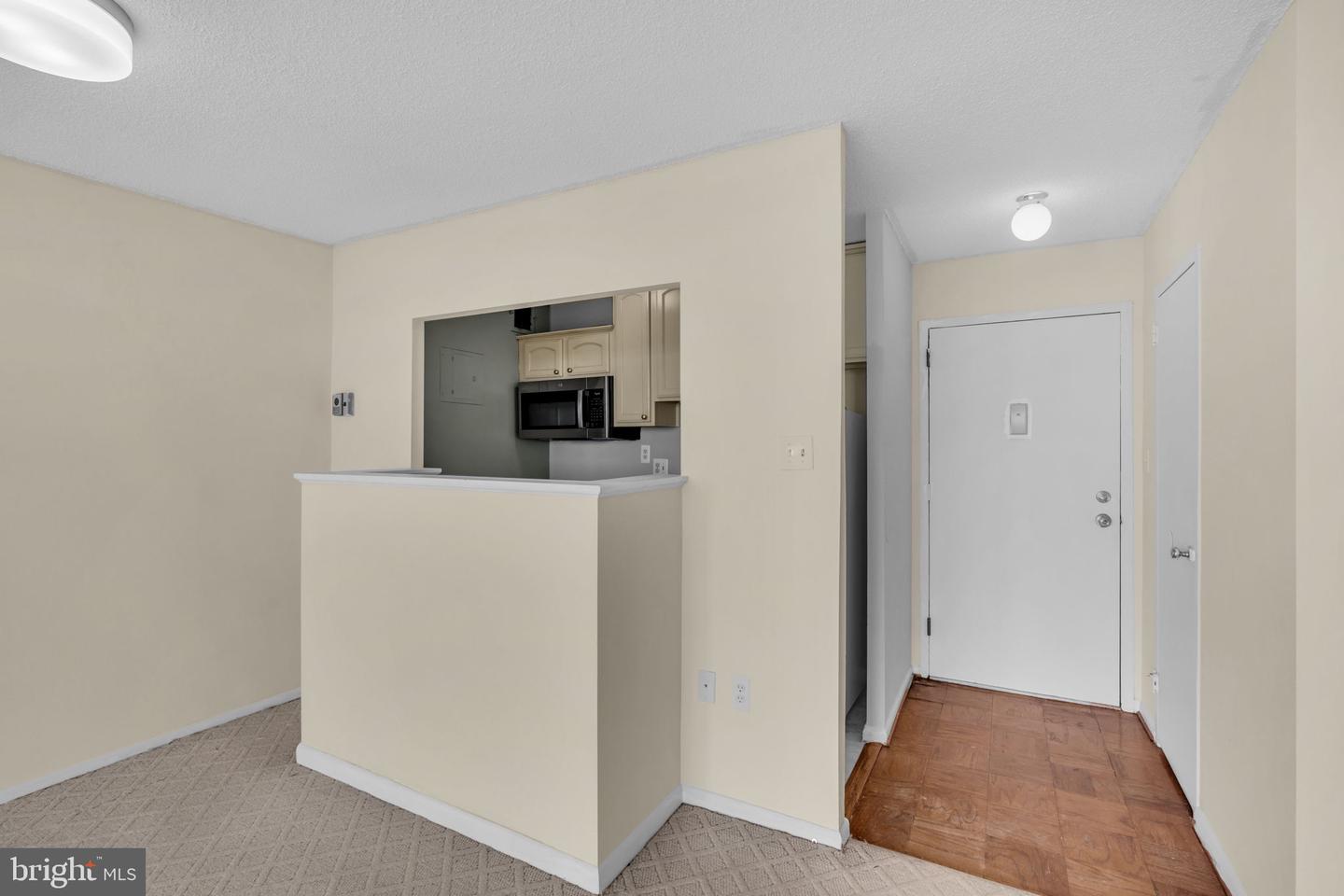2500 N VAN DORN ST #1409, ALEXANDRIA, Virginia 22302, 1 Bedroom Bedrooms, ,1 BathroomBathrooms,Residential,For sale,2500 N VAN DORN ST #1409,VAAX2047288 MLS # VAAX2047288