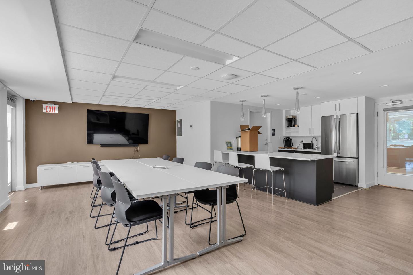 2500 N VAN DORN ST #1409, ALEXANDRIA, Virginia 22302, 1 Bedroom Bedrooms, ,1 BathroomBathrooms,Residential,For sale,2500 N VAN DORN ST #1409,VAAX2047288 MLS # VAAX2047288