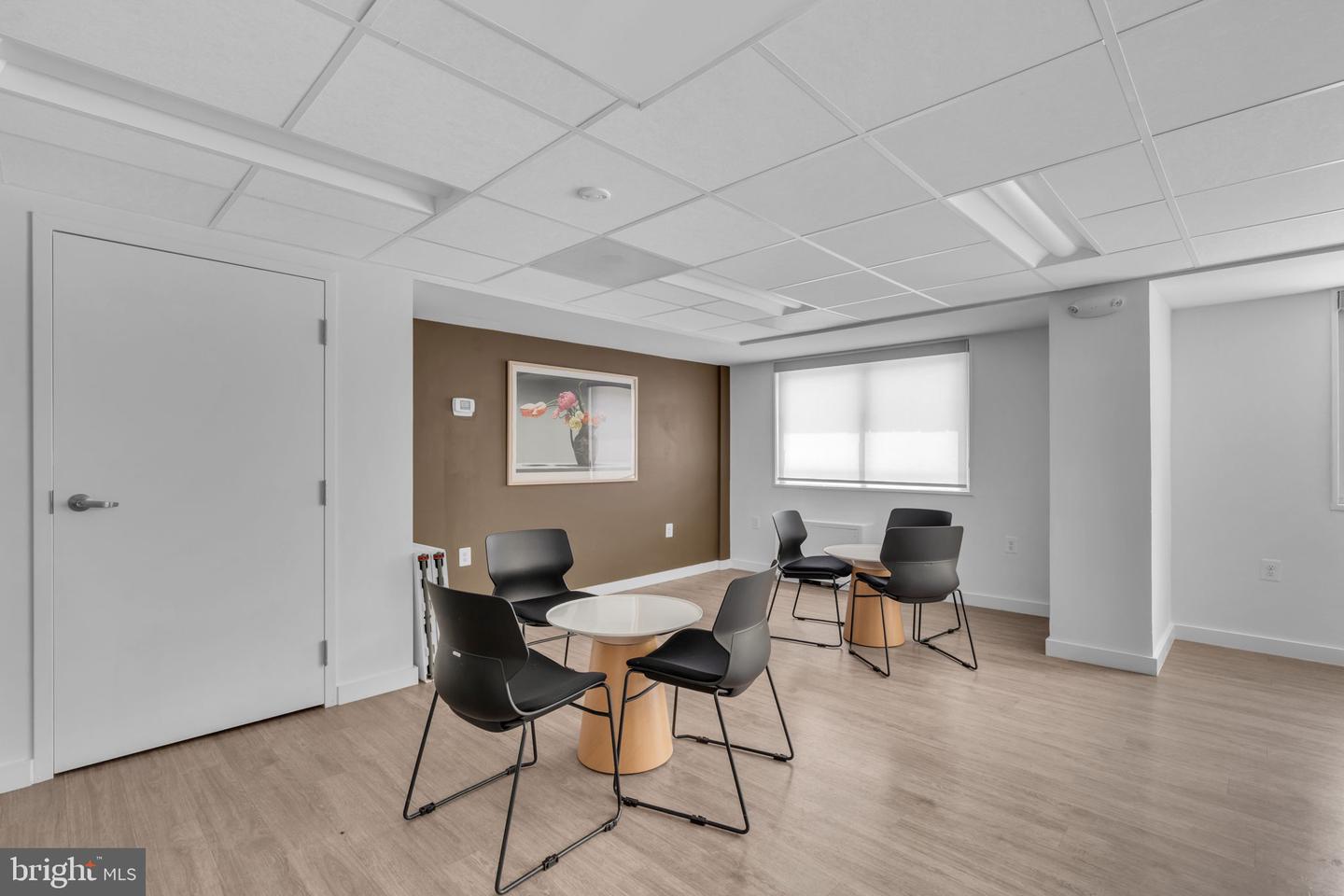 2500 N VAN DORN ST #1409, ALEXANDRIA, Virginia 22302, 1 Bedroom Bedrooms, ,1 BathroomBathrooms,Residential,For sale,2500 N VAN DORN ST #1409,VAAX2047288 MLS # VAAX2047288