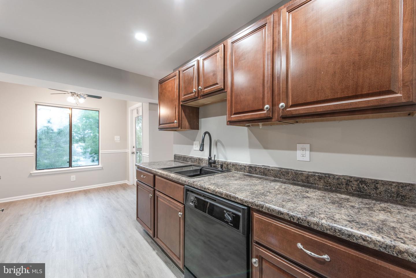 8374 BUTTRESS LN #304, MANASSAS, Virginia 20110, 2 Bedrooms Bedrooms, ,2 BathroomsBathrooms,Residential,For sale,8374 BUTTRESS LN #304,VAMN2008648 MLS # VAMN2008648