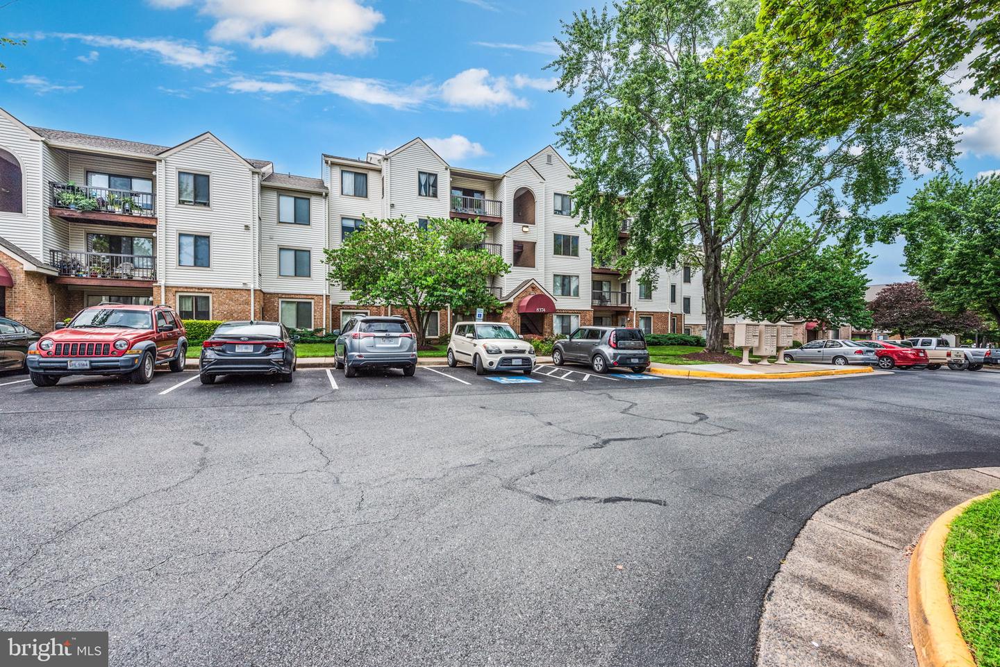 8374 BUTTRESS LN #304, MANASSAS, Virginia 20110, 2 Bedrooms Bedrooms, ,2 BathroomsBathrooms,Residential,For sale,8374 BUTTRESS LN #304,VAMN2008648 MLS # VAMN2008648