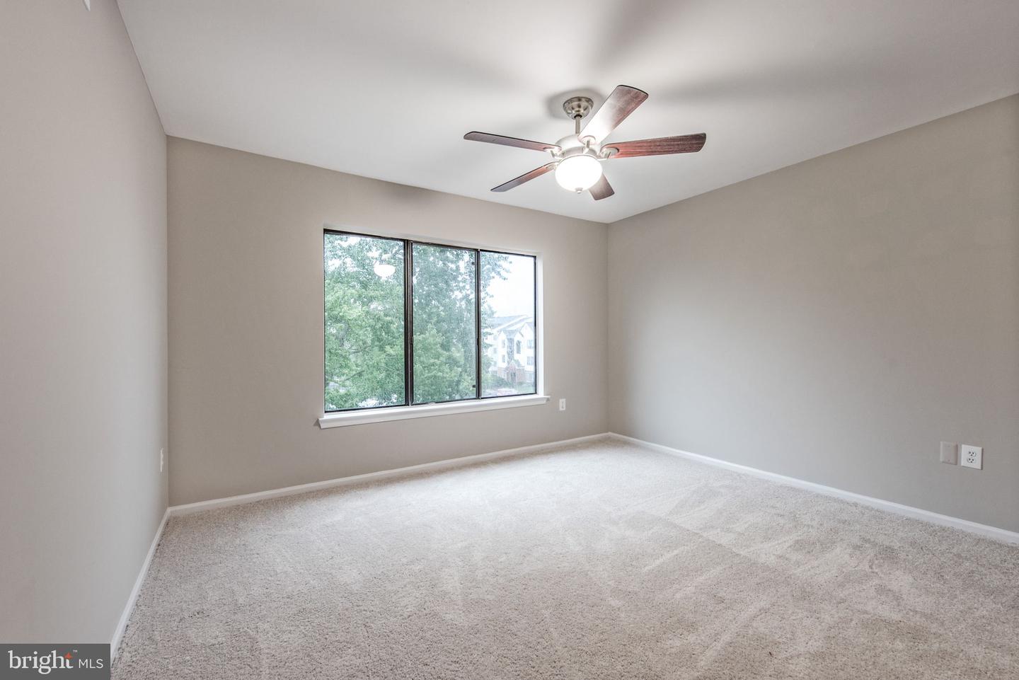 8374 BUTTRESS LN #304, MANASSAS, Virginia 20110, 2 Bedrooms Bedrooms, ,2 BathroomsBathrooms,Residential,For sale,8374 BUTTRESS LN #304,VAMN2008648 MLS # VAMN2008648
