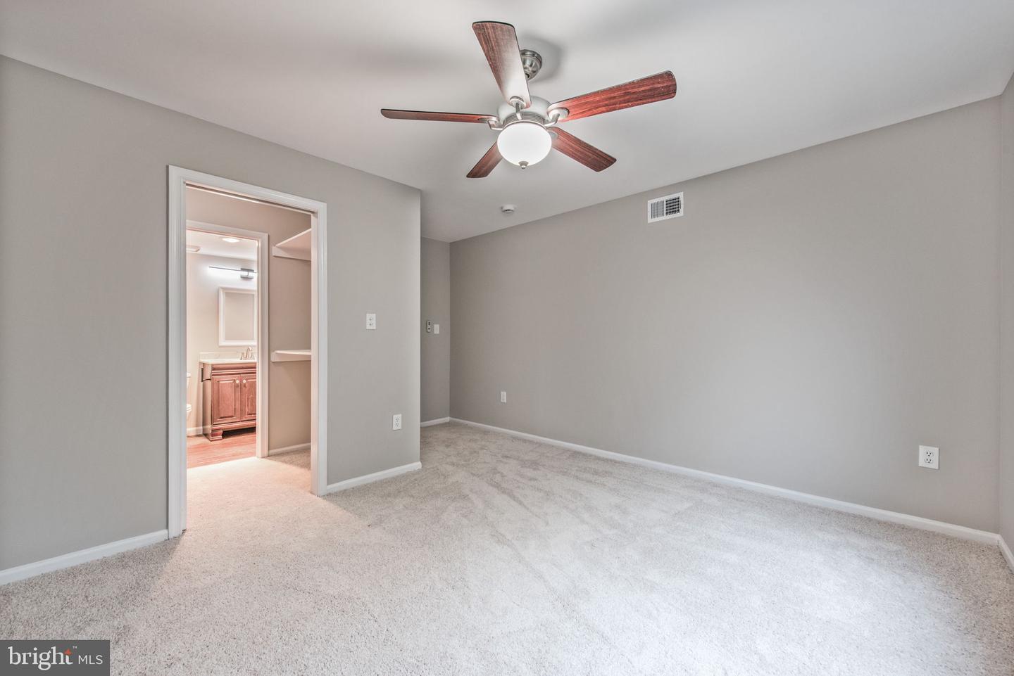 8374 BUTTRESS LN #304, MANASSAS, Virginia 20110, 2 Bedrooms Bedrooms, ,2 BathroomsBathrooms,Residential,For sale,8374 BUTTRESS LN #304,VAMN2008648 MLS # VAMN2008648