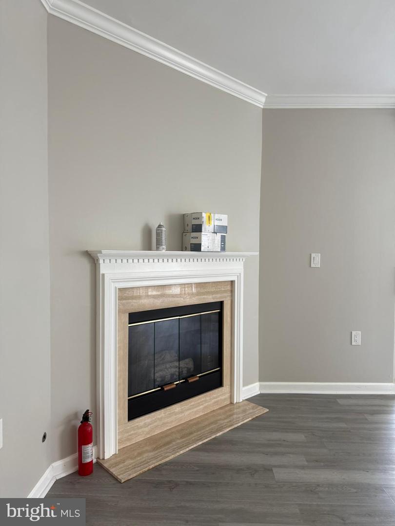 2203 WESTCOURT LN #304, HERNDON, Virginia 20170, 2 Bedrooms Bedrooms, ,2 BathroomsBathrooms,Residential,For sale,2203 WESTCOURT LN #304,VAFX2254302 MLS # VAFX2254302
