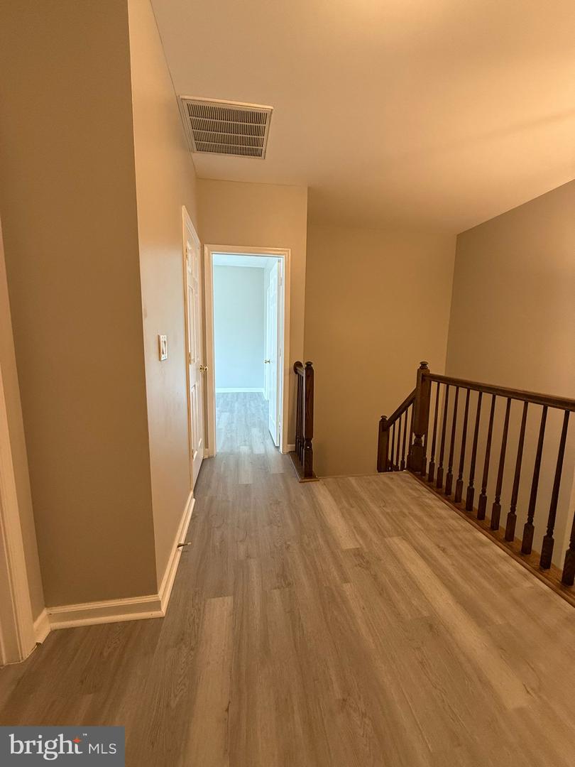 2203 WESTCOURT LN #304, HERNDON, Virginia 20170, 2 Bedrooms Bedrooms, ,2 BathroomsBathrooms,Residential,For sale,2203 WESTCOURT LN #304,VAFX2254302 MLS # VAFX2254302