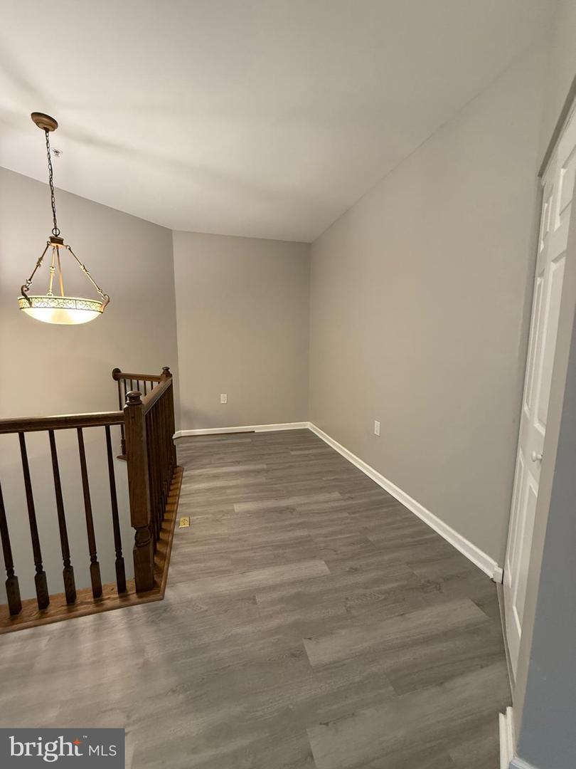 2203 WESTCOURT LN #304, HERNDON, Virginia 20170, 2 Bedrooms Bedrooms, ,2 BathroomsBathrooms,Residential,For sale,2203 WESTCOURT LN #304,VAFX2254302 MLS # VAFX2254302