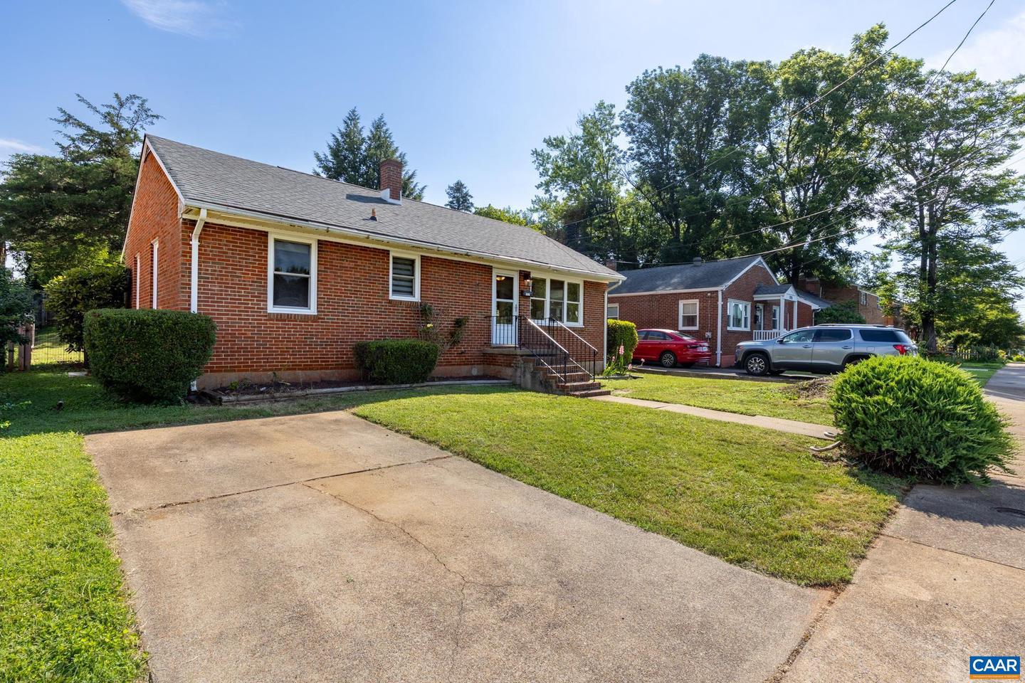 1211 RIVER VISTA AVE, CHARLOTTESVILLE, Virginia 22901, 2 Bedrooms Bedrooms, ,1 BathroomBathrooms,Residential,For sale,1211 RIVER VISTA AVE,666514 MLS # 666514