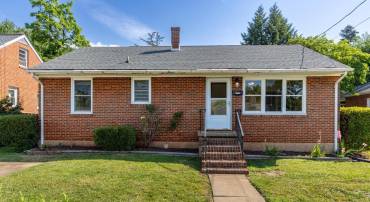 1211 RIVER VISTA AVE, CHARLOTTESVILLE, Virginia 22901, 2 Bedrooms Bedrooms, ,1 BathroomBathrooms,Residential,For sale,1211 RIVER VISTA AVE,666514 MLS # 666514
