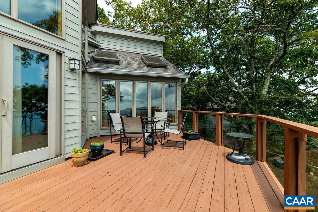 788 DEVILS KNOB LOOP, ROSELAND, Virginia 22967, 4 Bedrooms Bedrooms, ,3 BathroomsBathrooms,Residential,For sale,788 DEVILS KNOB LOOP,666518 MLS # 666518