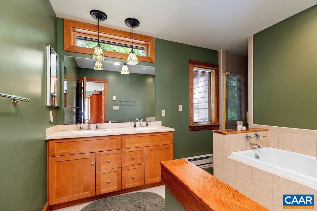 788 DEVILS KNOB LOOP, ROSELAND, Virginia 22967, 4 Bedrooms Bedrooms, ,3 BathroomsBathrooms,Residential,For sale,788 DEVILS KNOB LOOP,666518 MLS # 666518