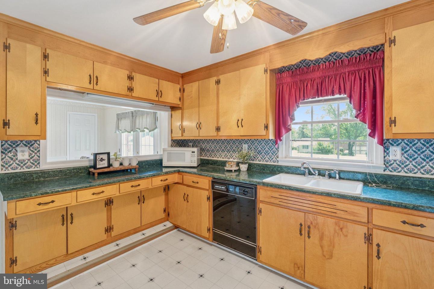 303 PARTLOW DR, GORDONSVILLE, Virginia 22942, 2 Bedrooms Bedrooms, ,1 BathroomBathrooms,Residential,For sale,303 PARTLOW DR,VAOR2010130 MLS # VAOR2010130
