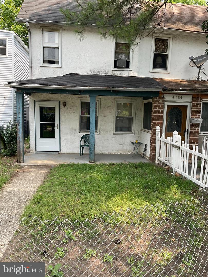 4702 MEADE ST NE, WASHINGTON, District Of Columbia 20019, 2 Bedrooms Bedrooms, ,1 BathroomBathrooms,Residential,For sale,4702 MEADE ST NE,DCDC2209468 MLS # DCDC2209468