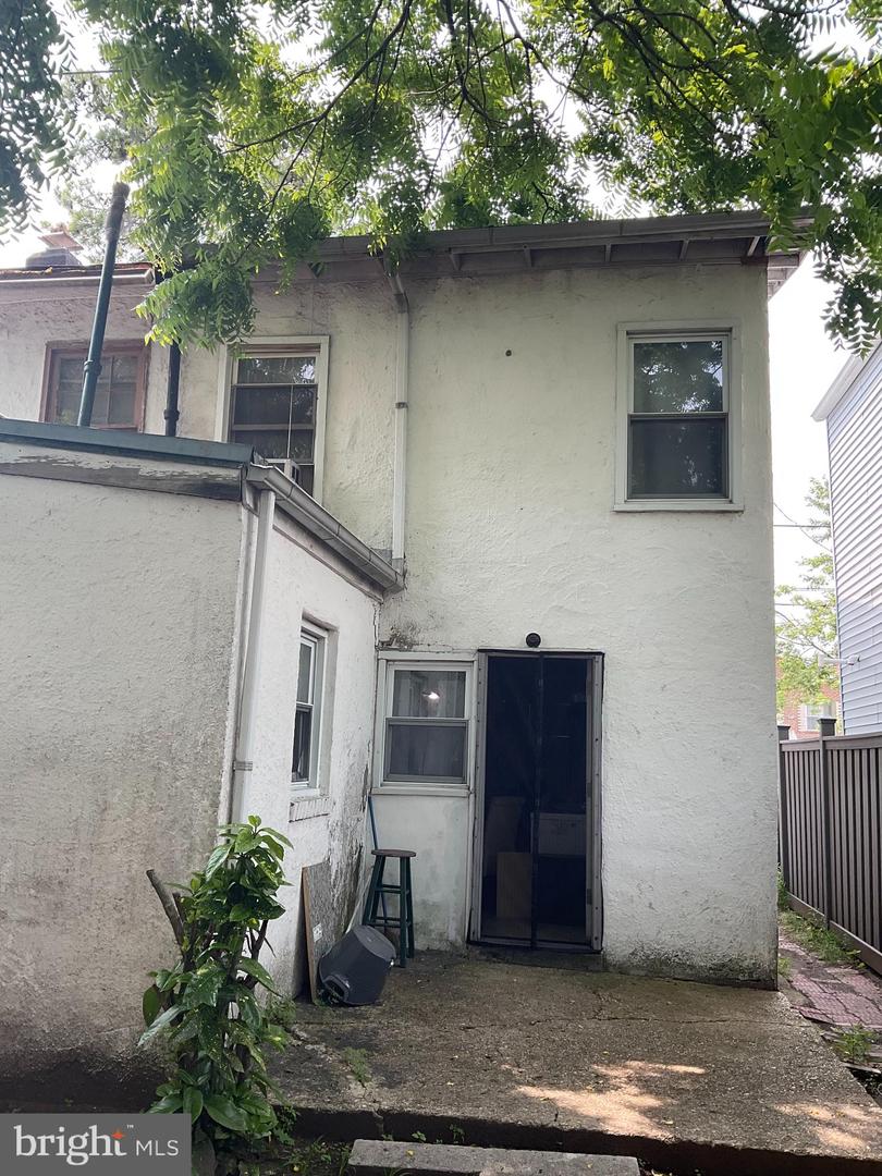 4702 MEADE ST NE, WASHINGTON, District Of Columbia 20019, 2 Bedrooms Bedrooms, ,1 BathroomBathrooms,Residential,For sale,4702 MEADE ST NE,DCDC2209468 MLS # DCDC2209468