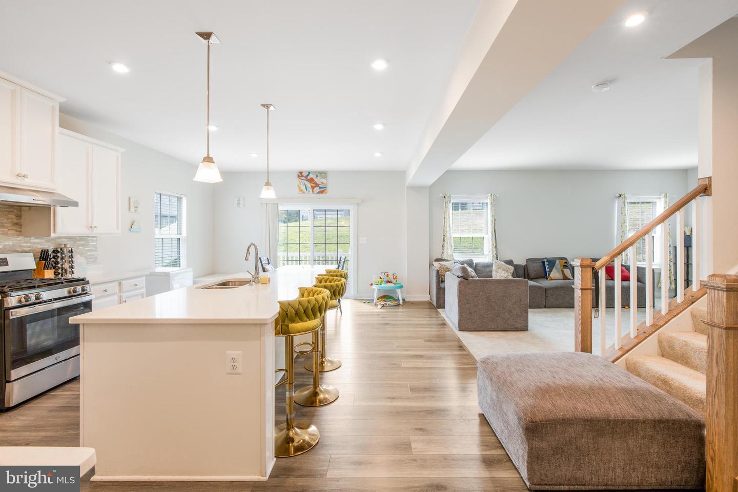 484 BRIDGEPOINT DR, FREDERICKSBURG, Virginia 22405, 4 Bedrooms Bedrooms, ,3 BathroomsBathrooms,Residential,For sale,484 BRIDGEPOINT DR,VAST2040612 MLS # VAST2040612