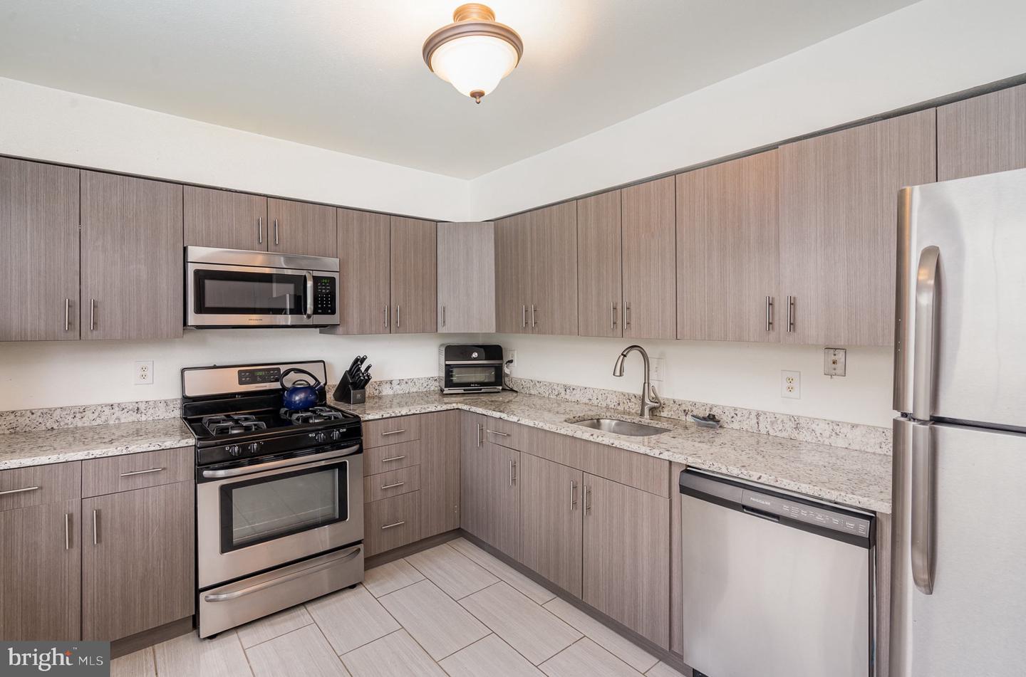 1029 THOMAS JEFFERSON PL, FREDERICKSBURG, Virginia 22405, 3 Bedrooms Bedrooms, ,2 BathroomsBathrooms,Residential,For sale,1029 THOMAS JEFFERSON PL,VAST2036934 MLS # VAST2036934