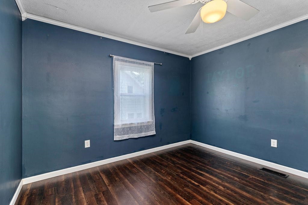 112 LEE ST, STAUNTON, Virginia 24401, 4 Bedrooms Bedrooms, ,2 BathroomsBathrooms,Residential,112 LEE ST,666521 MLS # 666521
