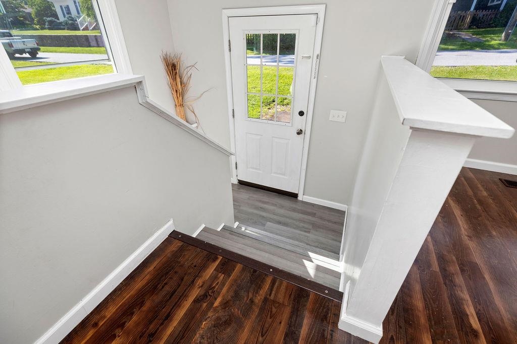 112 LEE ST, STAUNTON, Virginia 24401, 4 Bedrooms Bedrooms, ,2 BathroomsBathrooms,Residential,112 LEE ST,666521 MLS # 666521