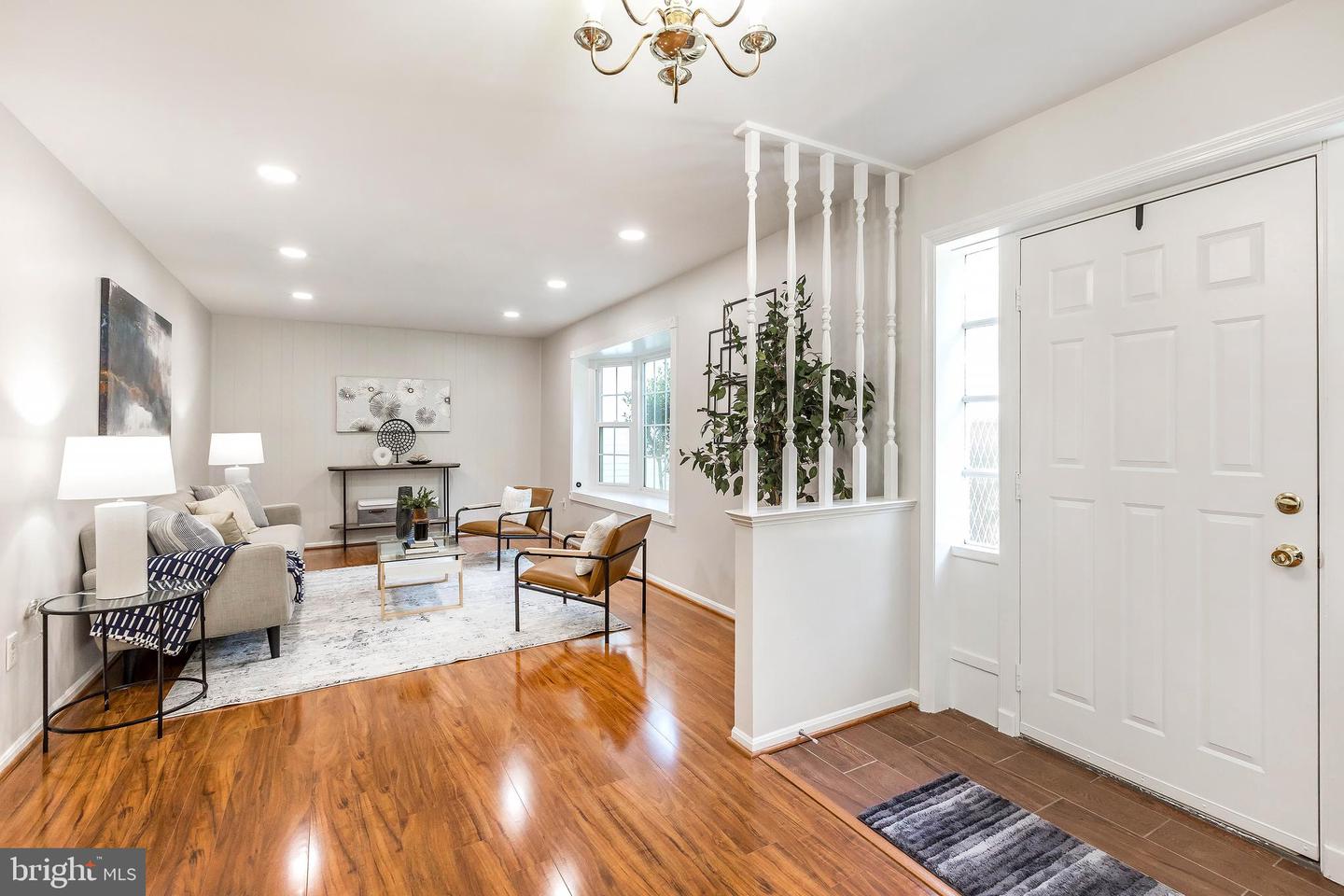 5310 ORCHARDSON CT, FAIRFAX, Virginia 22032, 4 Bedrooms Bedrooms, ,2 BathroomsBathrooms,Residential,For sale,5310 ORCHARDSON CT,VAFX2233078 MLS # VAFX2233078