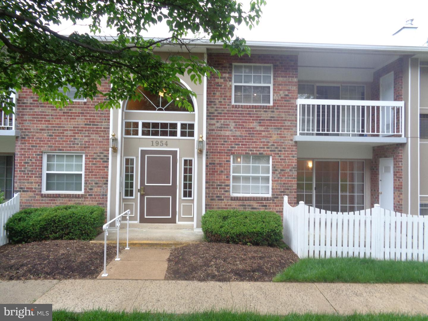1954 KENNEDY DR #104, MCLEAN, Virginia 22102, 2 Bedrooms Bedrooms, ,1 BathroomBathrooms,Residential,For sale,1954 KENNEDY DR #104,VAFX2238894 MLS # VAFX2238894