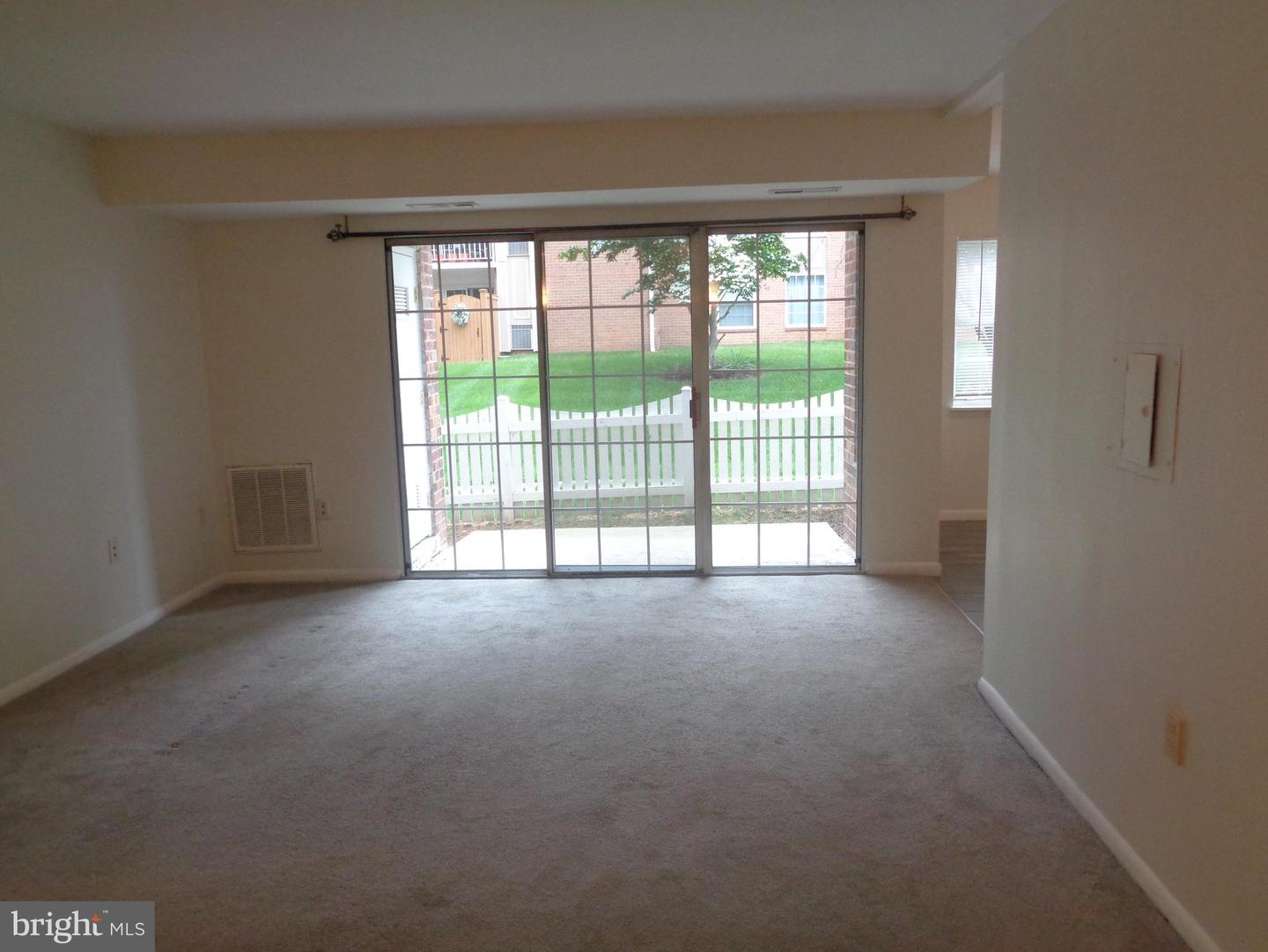 1954 KENNEDY DR #104, MCLEAN, Virginia 22102, 2 Bedrooms Bedrooms, ,1 BathroomBathrooms,Residential,For sale,1954 KENNEDY DR #104,VAFX2238894 MLS # VAFX2238894