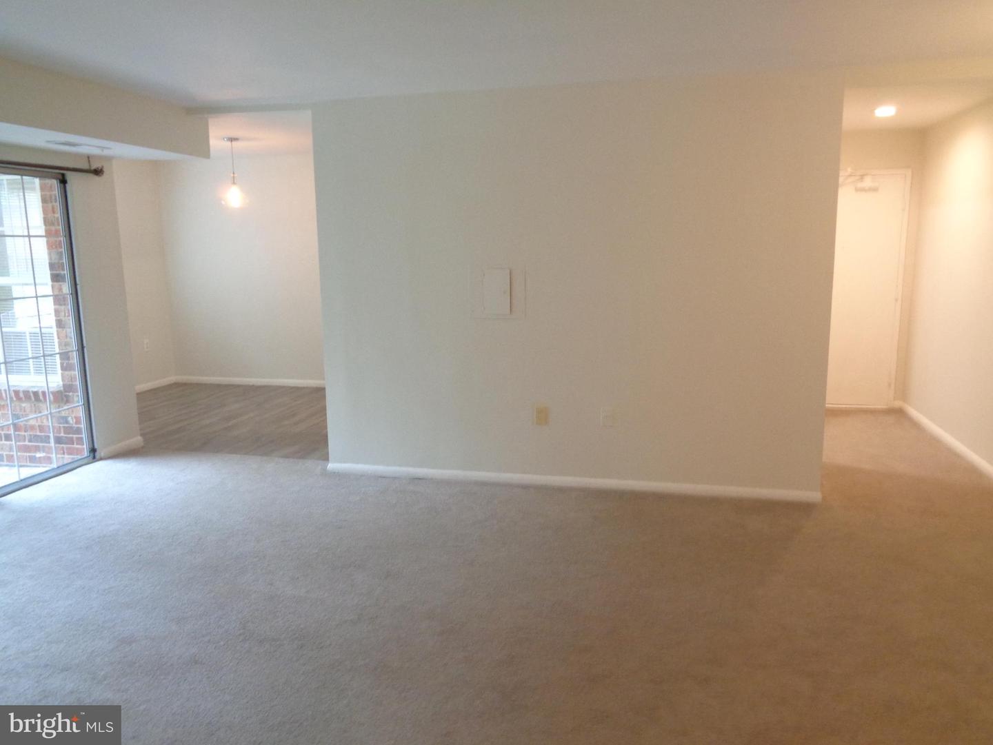 1954 KENNEDY DR #104, MCLEAN, Virginia 22102, 2 Bedrooms Bedrooms, ,1 BathroomBathrooms,Residential,For sale,1954 KENNEDY DR #104,VAFX2238894 MLS # VAFX2238894