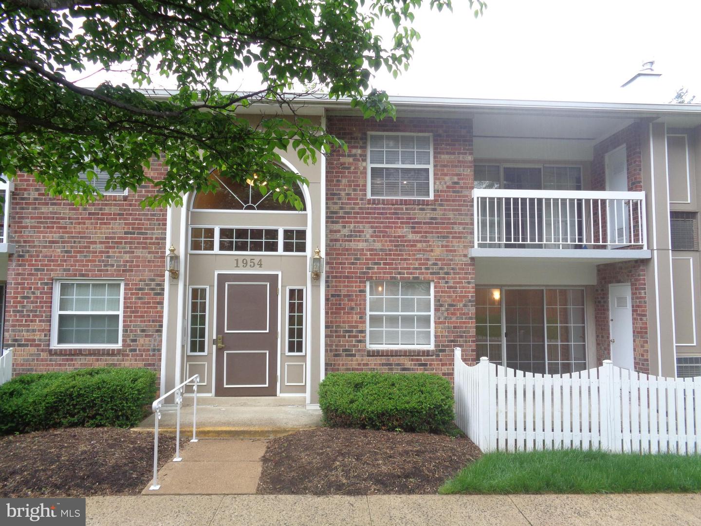 1954 KENNEDY DR #104, MCLEAN, Virginia 22102, 2 Bedrooms Bedrooms, ,1 BathroomBathrooms,Residential,For sale,1954 KENNEDY DR #104,VAFX2238894 MLS # VAFX2238894