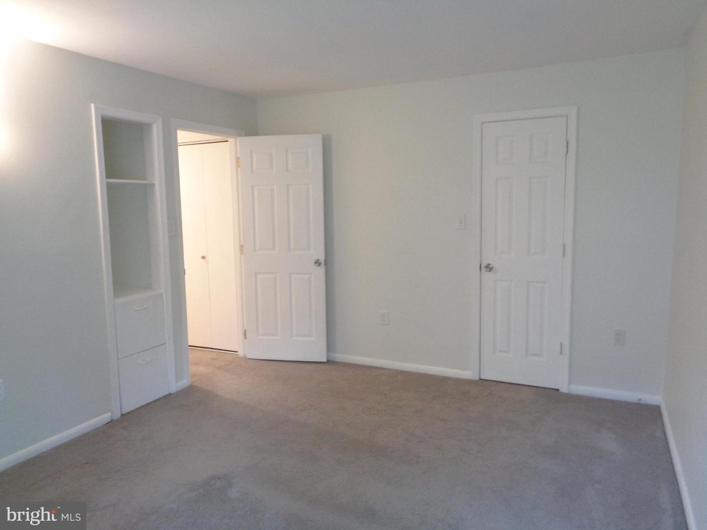 1954 KENNEDY DR #104, MCLEAN, Virginia 22102, 2 Bedrooms Bedrooms, ,1 BathroomBathrooms,Residential,For sale,1954 KENNEDY DR #104,VAFX2238894 MLS # VAFX2238894