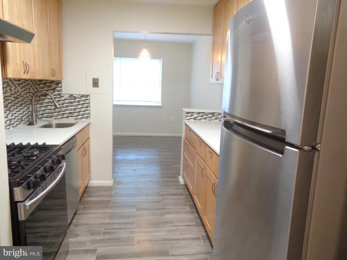 1954 KENNEDY DR #104, MCLEAN, Virginia 22102, 2 Bedrooms Bedrooms, ,1 BathroomBathrooms,Residential,For sale,1954 KENNEDY DR #104,VAFX2238894 MLS # VAFX2238894