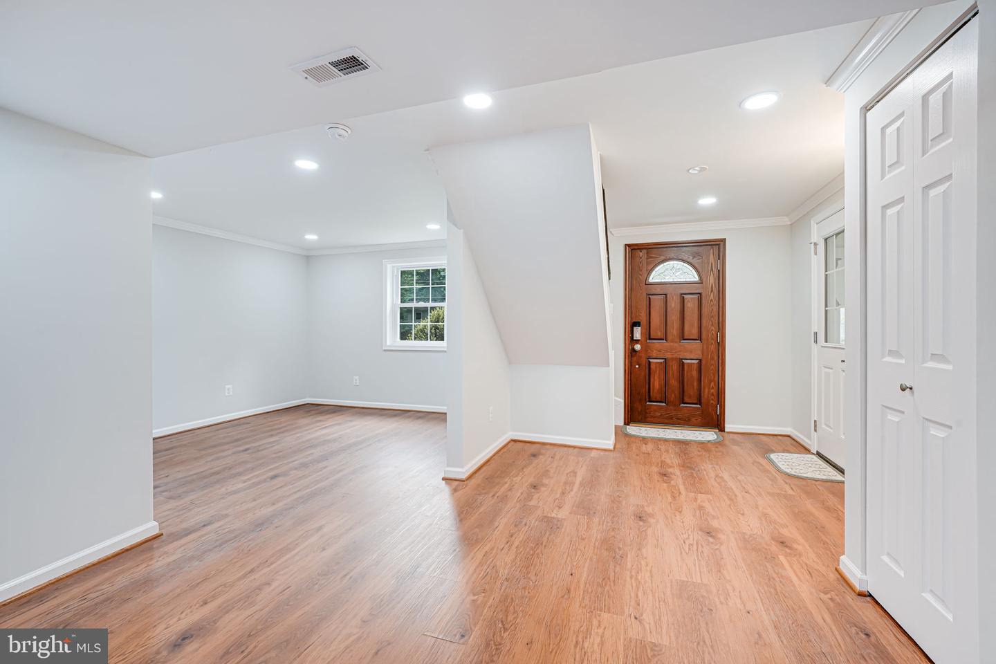4721 SPRINGBROOK DR, ANNANDALE, Virginia 22003, 4 Bedrooms Bedrooms, ,3 BathroomsBathrooms,Residential,For sale,4721 SPRINGBROOK DR,VAFX2246848 MLS # VAFX2246848