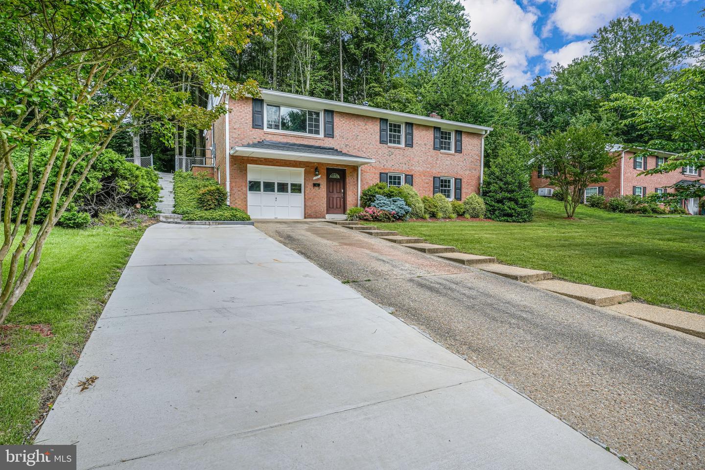 4721 SPRINGBROOK DR, ANNANDALE, Virginia 22003, 4 Bedrooms Bedrooms, ,3 BathroomsBathrooms,Residential,For sale,4721 SPRINGBROOK DR,VAFX2246848 MLS # VAFX2246848