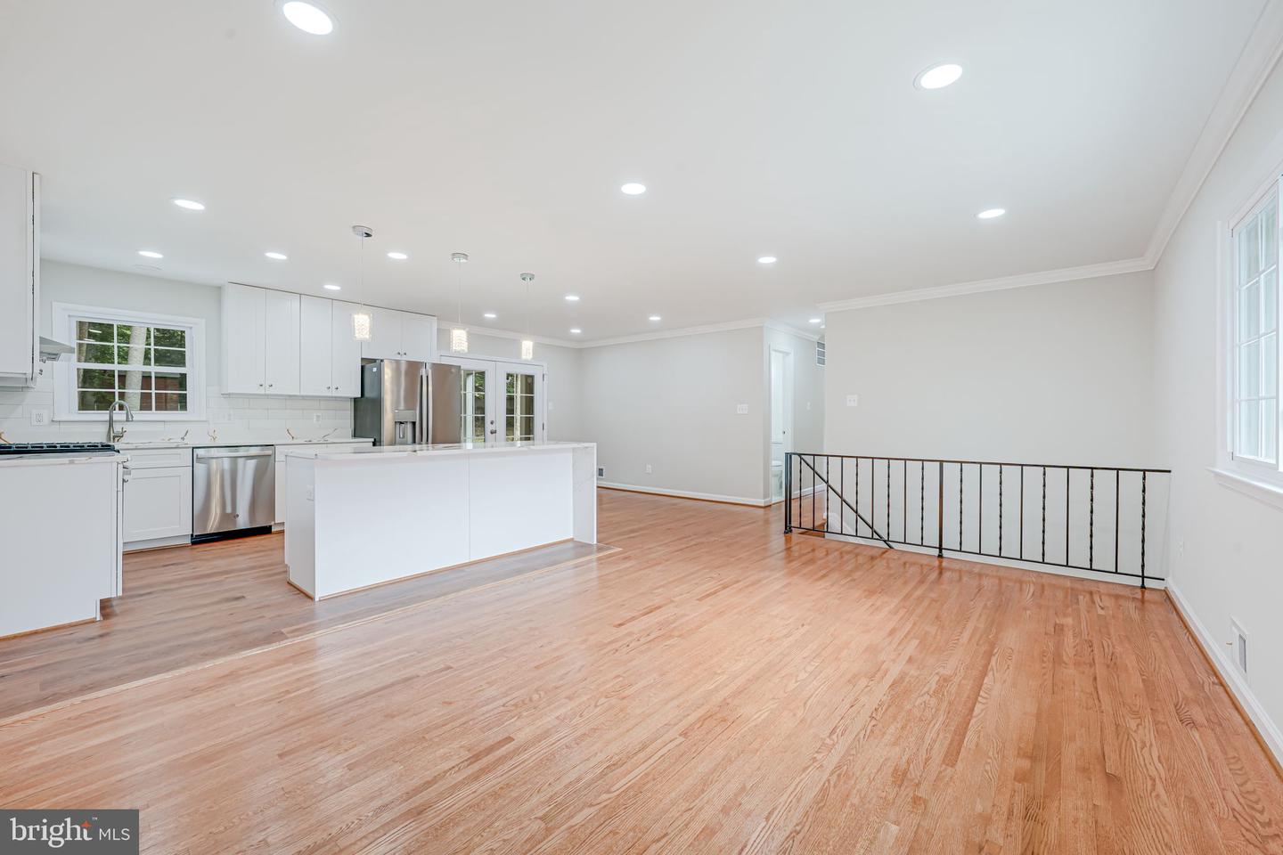 4721 SPRINGBROOK DR, ANNANDALE, Virginia 22003, 4 Bedrooms Bedrooms, ,3 BathroomsBathrooms,Residential,For sale,4721 SPRINGBROOK DR,VAFX2246848 MLS # VAFX2246848