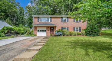 4721 SPRINGBROOK DR, ANNANDALE, Virginia 22003, 4 Bedrooms Bedrooms, ,3 BathroomsBathrooms,Residential,For sale,4721 SPRINGBROOK DR,VAFX2246848 MLS # VAFX2246848