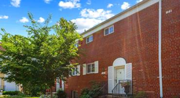 1610 RIPON PL, ALEXANDRIA, Virginia 22302, 2 Bedrooms Bedrooms, ,1 BathroomBathrooms,Residential,For sale,1610 RIPON PL,VAAX2046578 MLS # VAAX2046578