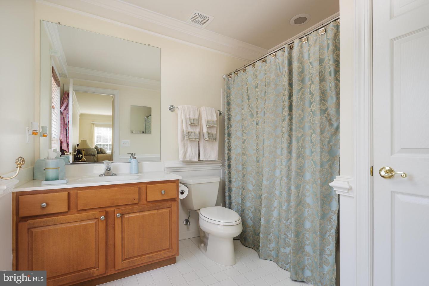 18256 SHINNIECOCK HILLS PL, LEESBURG, Virginia 20176, 6 Bedrooms Bedrooms, ,4 BathroomsBathrooms,Residential,For sale,18256 SHINNIECOCK HILLS PL,VALO2099718 MLS # VALO2099718