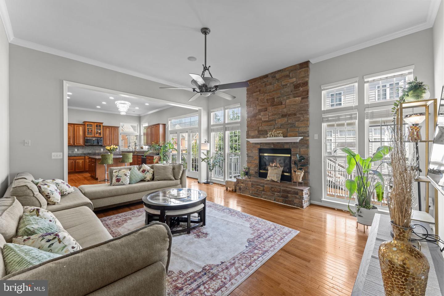 9958 E HILL DR, LORTON, Virginia 22079, 4 Bedrooms Bedrooms, ,3 BathroomsBathrooms,Residential,For sale,9958 E HILL DR,VAFX2249536 MLS # VAFX2249536