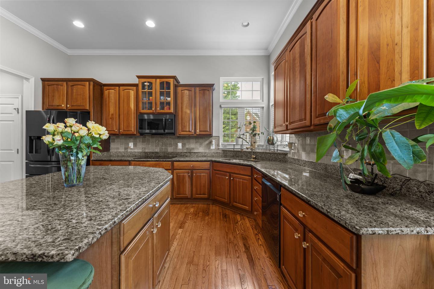 9958 E HILL DR, LORTON, Virginia 22079, 4 Bedrooms Bedrooms, ,3 BathroomsBathrooms,Residential,For sale,9958 E HILL DR,VAFX2249536 MLS # VAFX2249536