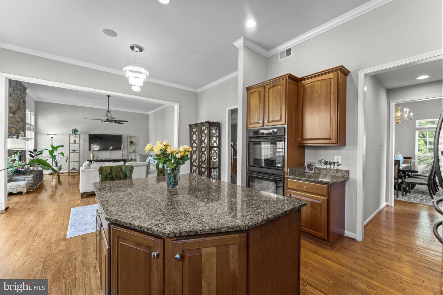 9958 E HILL DR, LORTON, Virginia 22079, 4 Bedrooms Bedrooms, ,3 BathroomsBathrooms,Residential,For sale,9958 E HILL DR,VAFX2249536 MLS # VAFX2249536