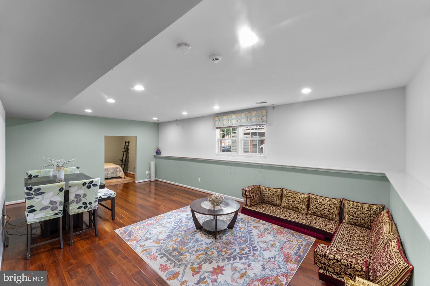 9958 E HILL DR, LORTON, Virginia 22079, 4 Bedrooms Bedrooms, ,3 BathroomsBathrooms,Residential,For sale,9958 E HILL DR,VAFX2249536 MLS # VAFX2249536