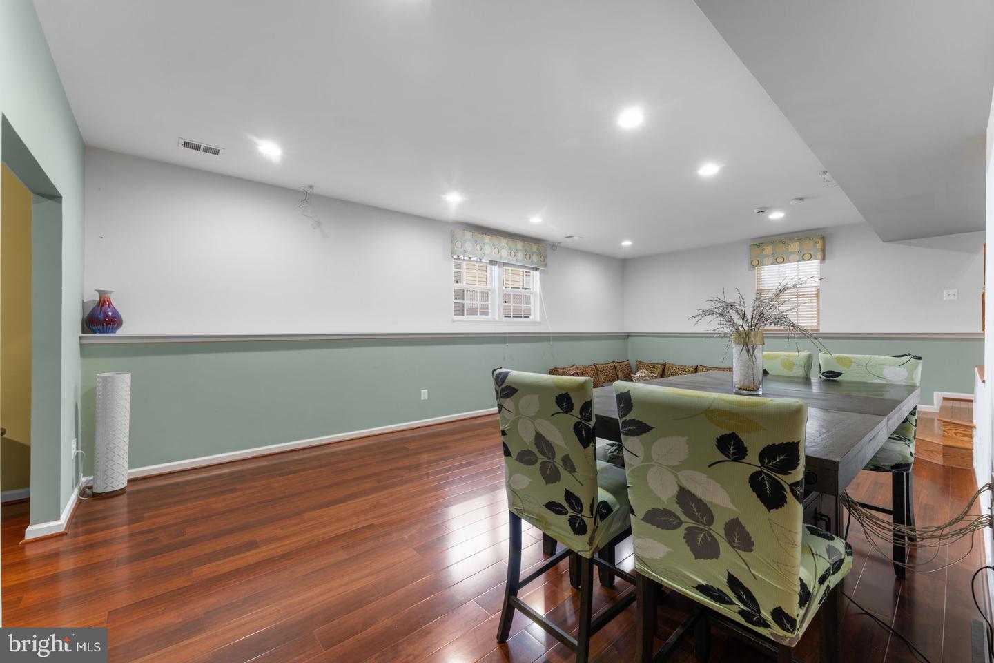 9958 E HILL DR, LORTON, Virginia 22079, 4 Bedrooms Bedrooms, ,3 BathroomsBathrooms,Residential,For sale,9958 E HILL DR,VAFX2249536 MLS # VAFX2249536