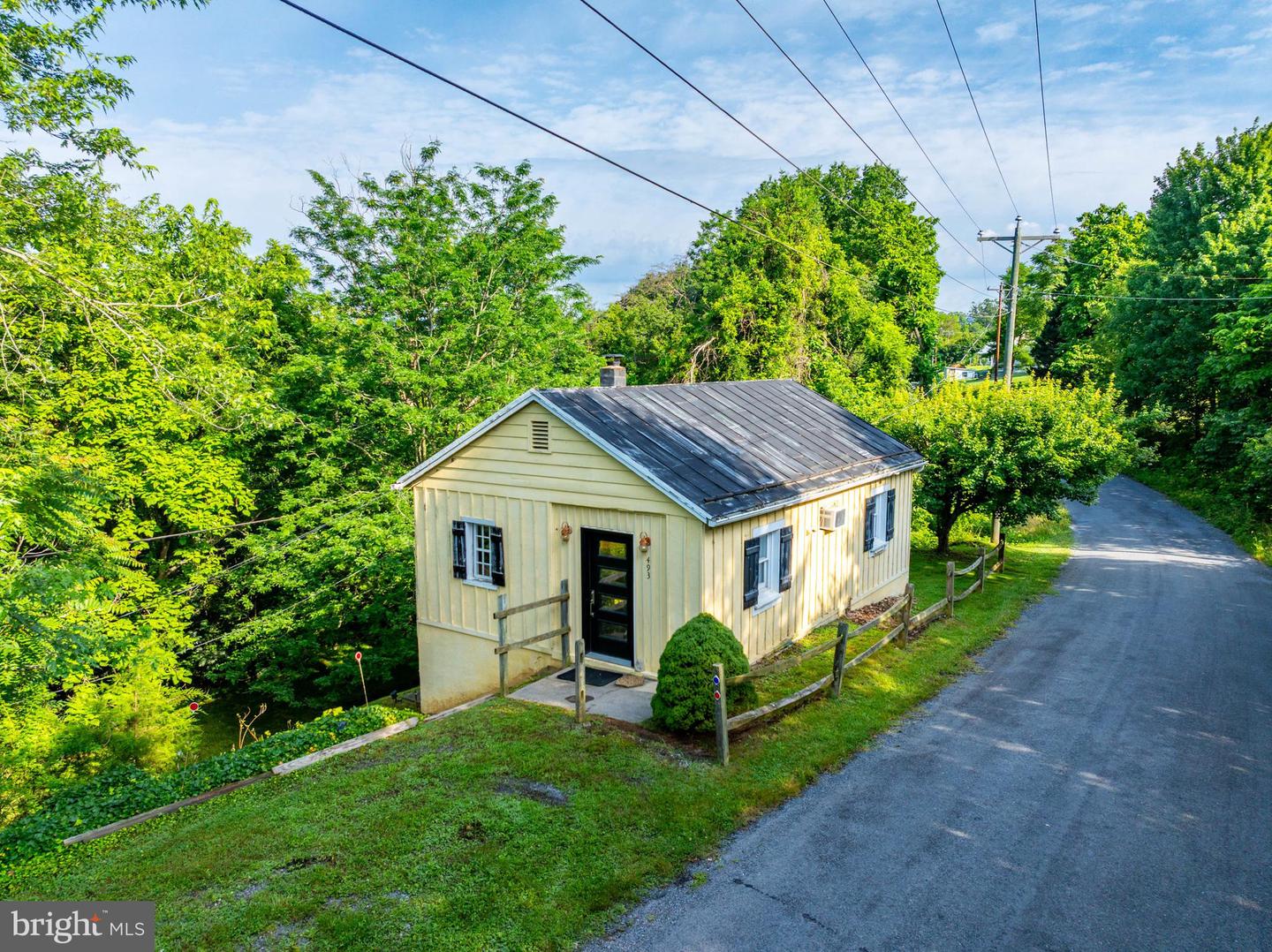 493 UNION FORGE CHURCH RD, EDINBURG, Virginia 22824, 2 Bedrooms Bedrooms, ,1 BathroomBathrooms,Residential,For sale,493 UNION FORGE CHURCH RD,VASH2011946 MLS # VASH2011946