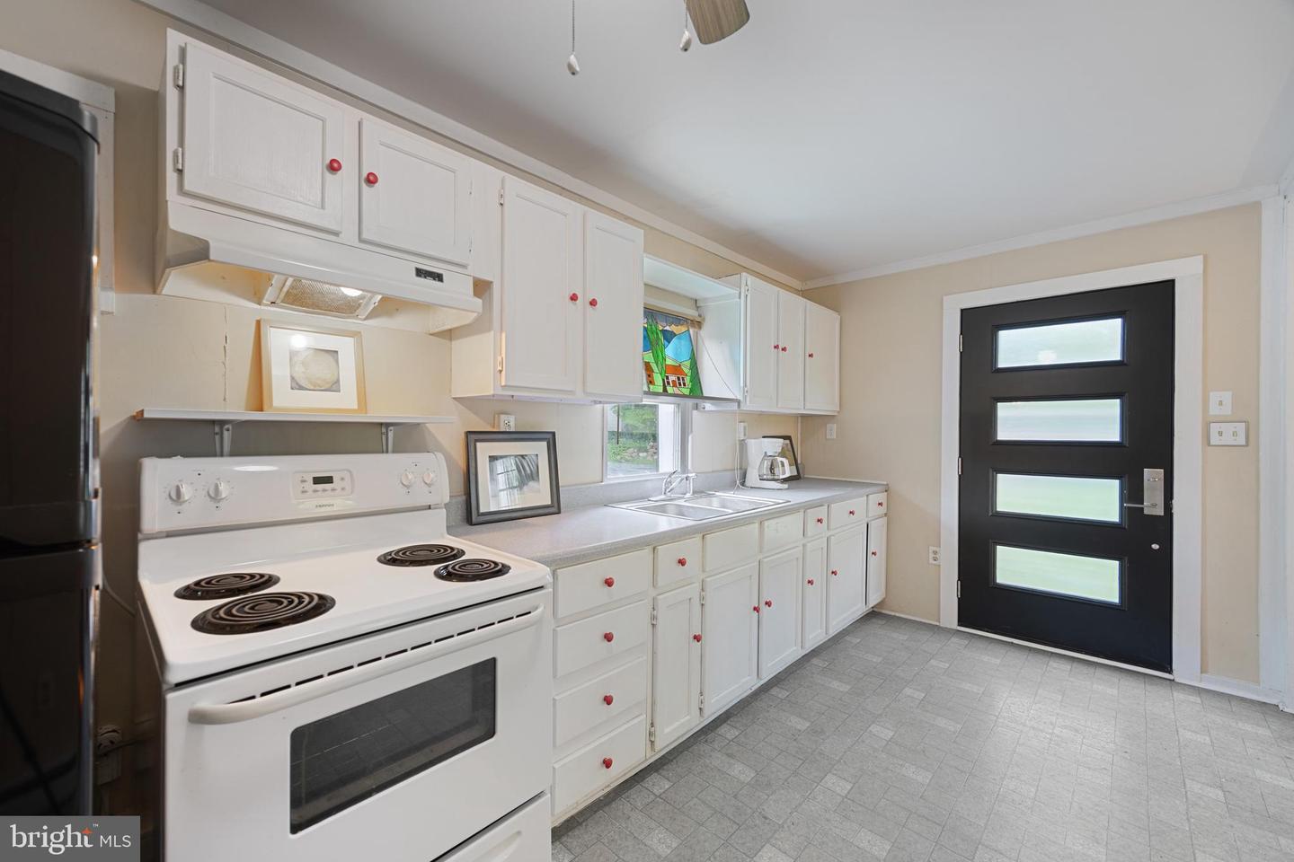 493 UNION FORGE CHURCH RD, EDINBURG, Virginia 22824, 2 Bedrooms Bedrooms, ,1 BathroomBathrooms,Residential,For sale,493 UNION FORGE CHURCH RD,VASH2011946 MLS # VASH2011946
