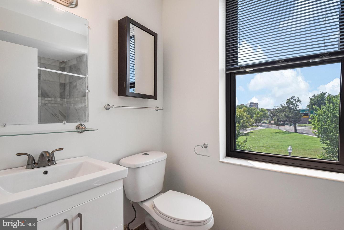 80 NEW YORK AVE NW #303, WASHINGTON, District Of Columbia 20001, 1 Bedroom Bedrooms, ,1 BathroomBathrooms,Residential,For sale,80 NEW YORK AVE NW #303,DCDC2209474 MLS # DCDC2209474 80 NEW YORK AVE NW #303, WASHINGTON, District Of Columbia 20001, 1 Bedroom Bedrooms, ,1 BathroomBathrooms,Residential,For sale,80 NEW YORK AVE NW #303,DCDC2209474 MLS # DCDC2209474